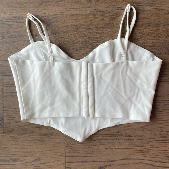 Lulu’s Radiating Romance White Sleeveless Cropped Bustier Top - BNWT - Size M - Picture 9 of 9